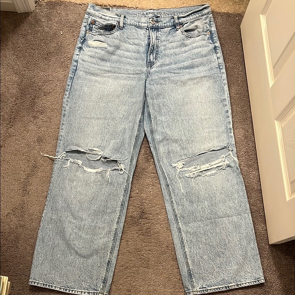 American Eagle Light Blue Denim Jeans